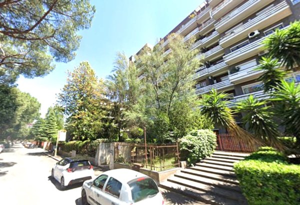 appartamento in vendita a Roma in zona Ardeatino
