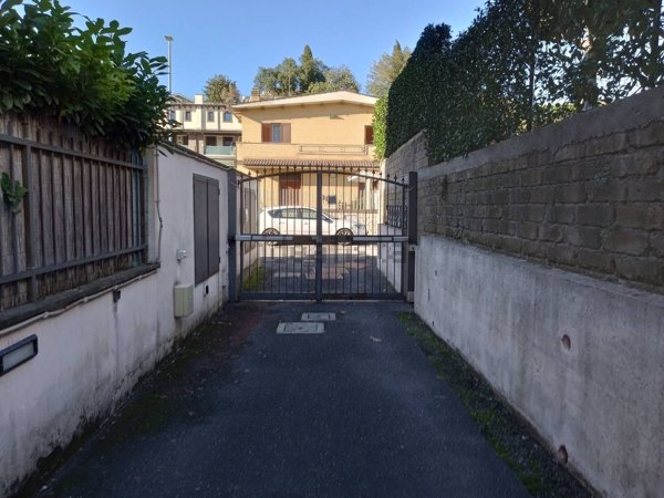 appartamento in vendita a Roma in zona Selva Candida