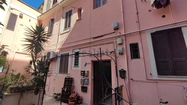 appartamento in vendita a Roma in zona Prenestino-Labicano