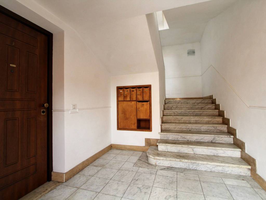 appartamento in vendita a Roma in zona Appio Latino
