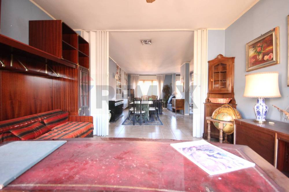 appartamento in vendita a Roma in zona Ardeatino