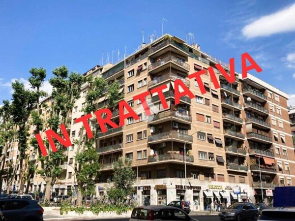 appartamento in vendita a Roma in zona Tuscolano