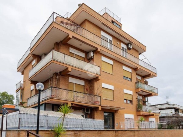 appartamento in vendita a Roma in zona Alessandrino