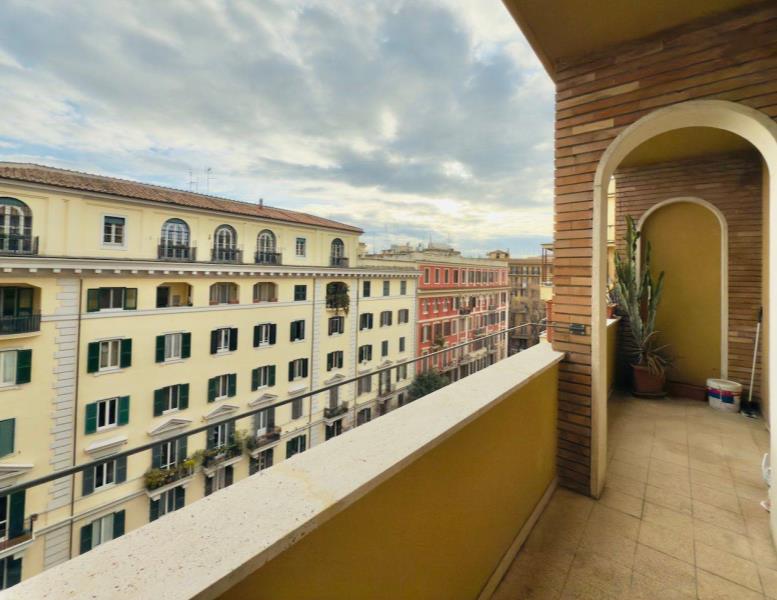 appartamento in vendita a Roma in zona Centro Storico