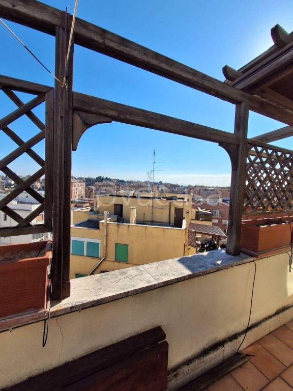 appartamento in vendita a Roma in zona Monte Sacro/Talenti