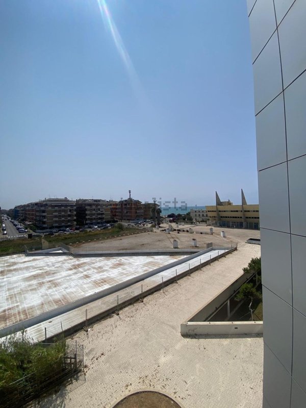 appartamento in vendita a Roma in zona Ostia