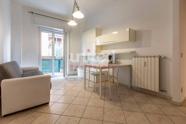 appartamento in vendita a Roma in zona Ostia