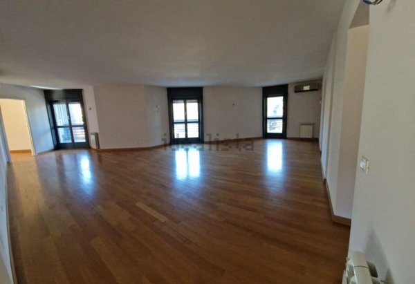 appartamento in vendita a Roma in zona Mostacciano