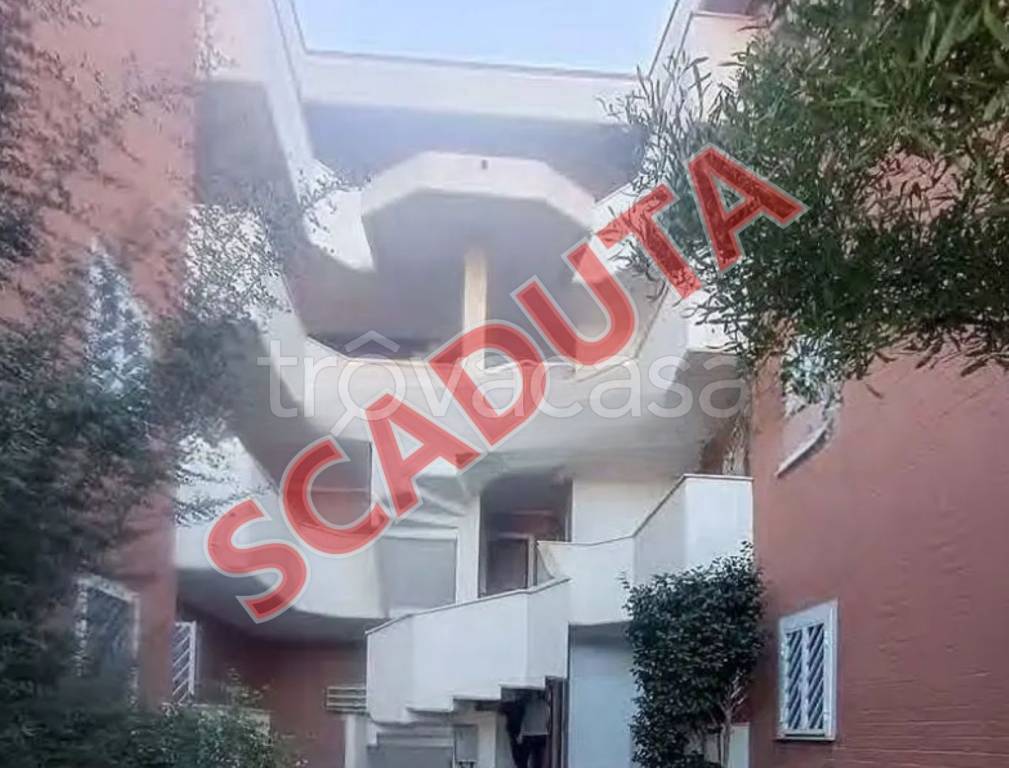 appartamento in vendita a Roma in zona Acilia