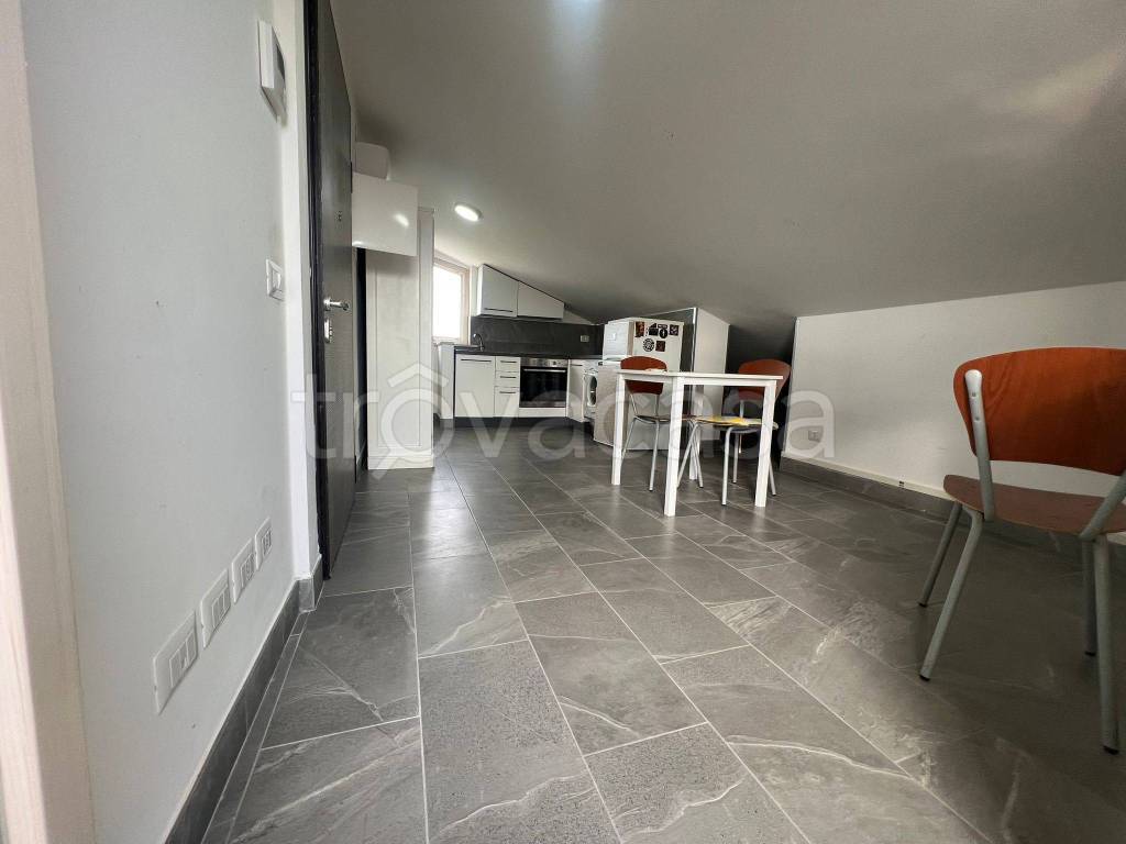 appartamento in vendita a Roma in zona Casal Morena