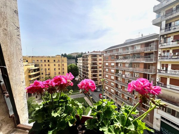appartamento in vendita a Roma in zona Gianicolense