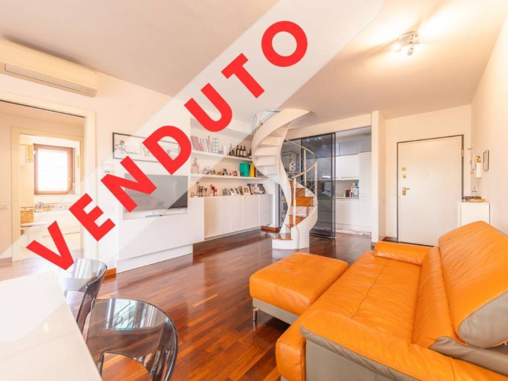 appartamento in vendita a Roma in zona Mezzocammino