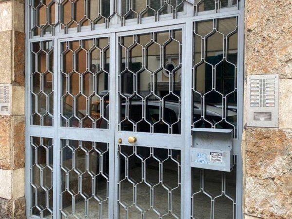 appartamento in vendita a Roma in zona Appio Latino