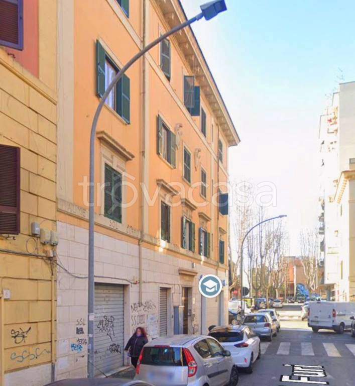appartamento in vendita a Roma in zona Tuscolano