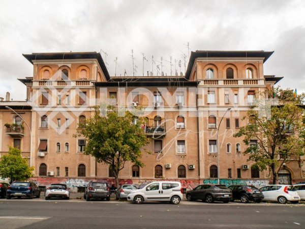 appartamento in vendita a Roma in zona Portuense