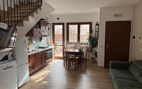 casa indipendente in vendita a Roma in zona Collatino