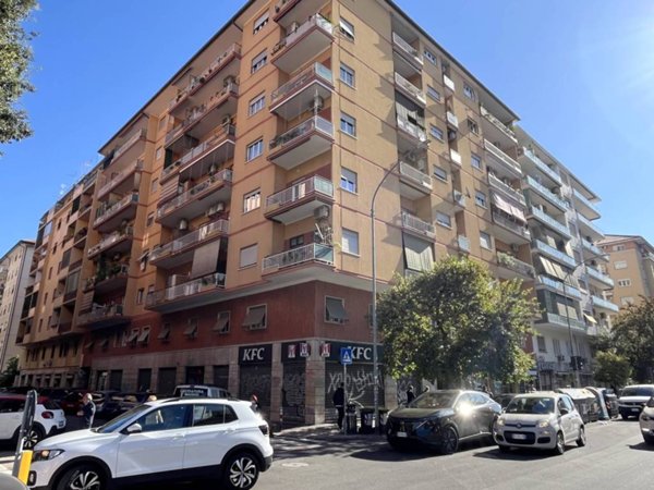 appartamento in vendita a Roma in zona Cinecittà