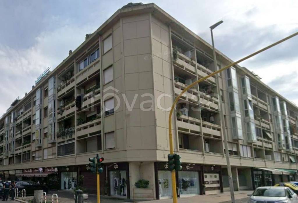 appartamento in vendita a Roma in zona Ostia