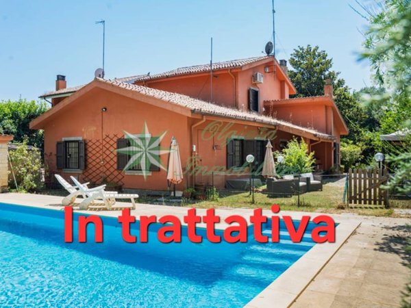 casa indipendente in vendita a Roma in zona Olgiata