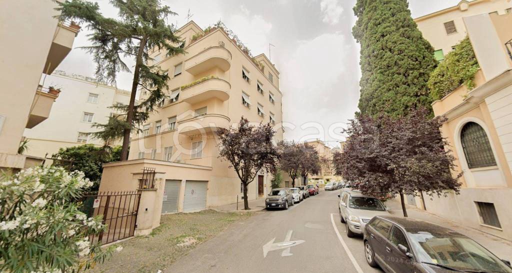appartamento in vendita a Roma in zona Nomentano