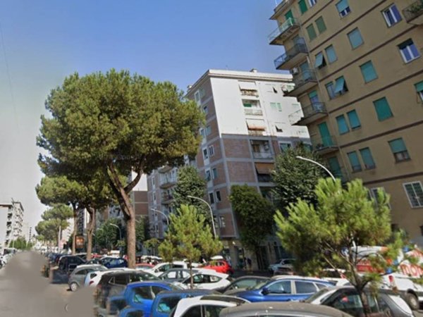negozio in vendita a Roma in zona Prenestino-Labicano