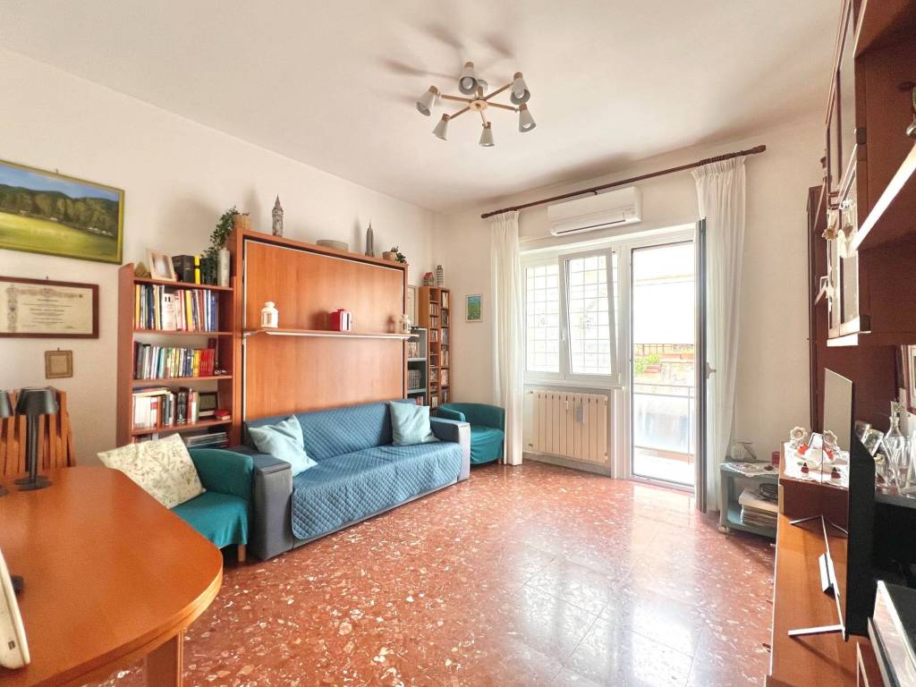 appartamento in vendita a Roma in zona Torrevecchia