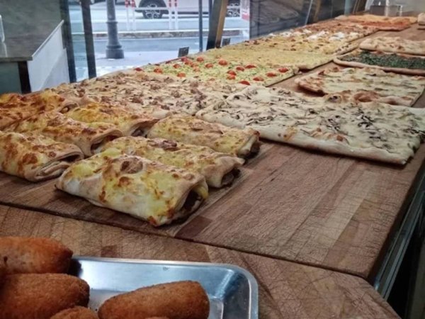 negozio in vendita a Roma in zona Appio Claudio