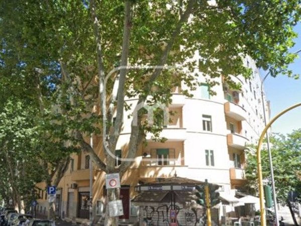 appartamento in vendita a Roma in zona Appio Latino