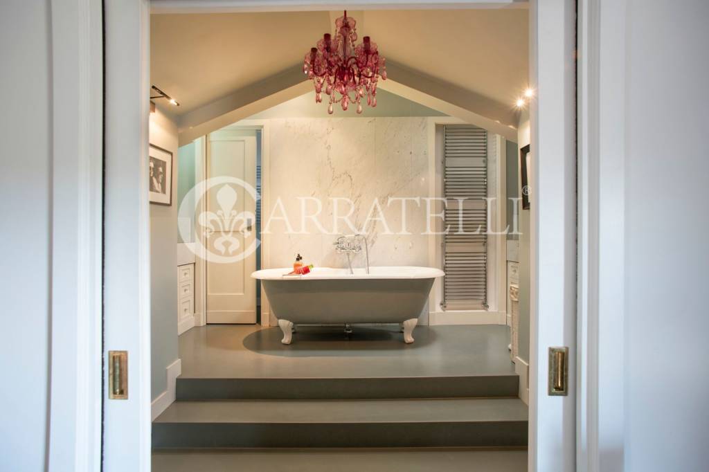 appartamento in vendita a Roma in zona Trastevere