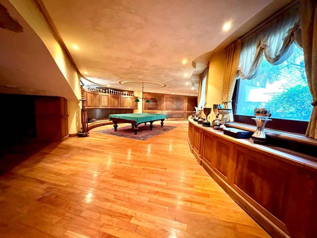 casa indipendente in vendita a Roma in zona Torrino