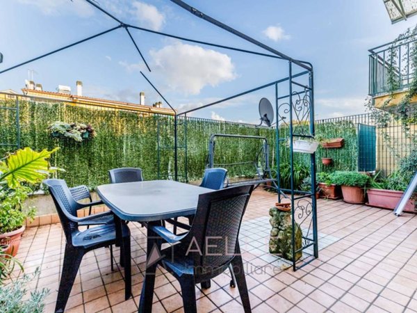 appartamento in vendita a Roma in zona Infernetto