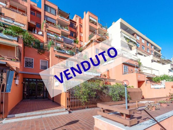 appartamento in vendita a Roma in zona Torrino
