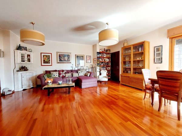 appartamento in vendita a Roma in zona Casal Morena