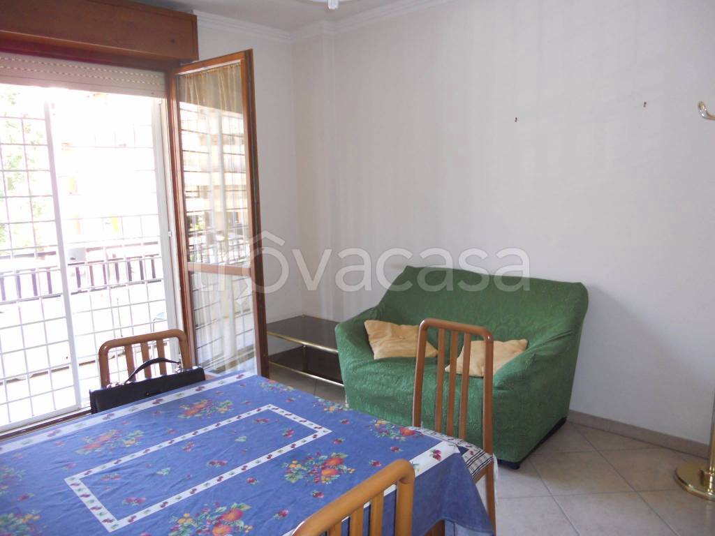 appartamento in vendita a Roma in zona Ponte di Nona