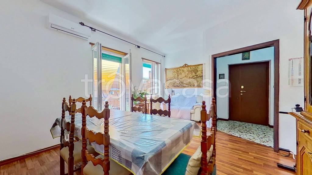 appartamento in vendita a Roma in zona Ostiense