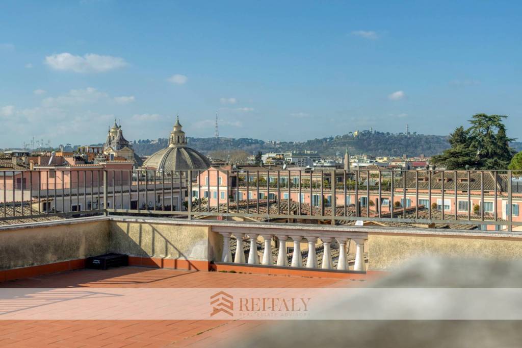 appartamento in vendita a Roma in zona Campo Marzio
