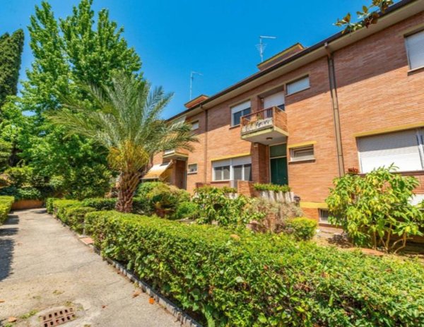 casa indipendente in vendita a Roma in zona Tre Pini - Poggio dei Fiori