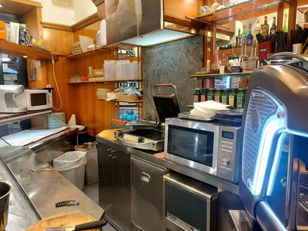 negozio in vendita a Roma in zona Celio