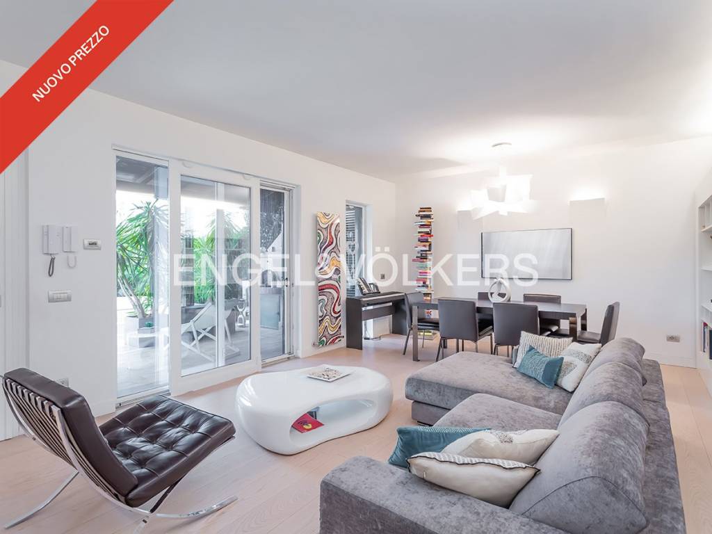 casa indipendente in vendita a Roma in zona Infernetto