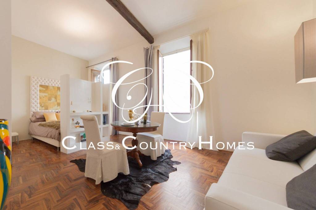 appartamento in vendita a Roma in zona Rione di Ponte