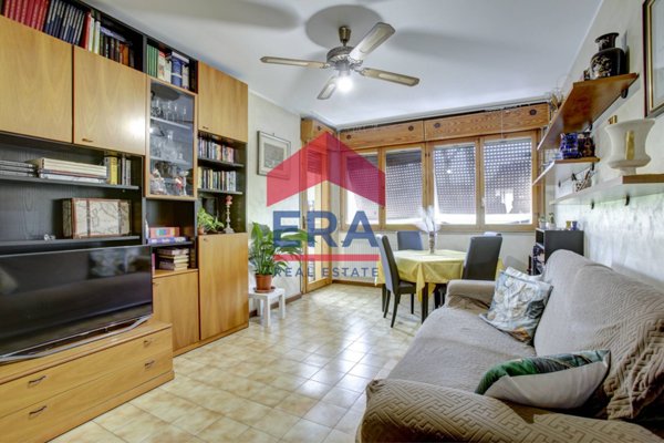 appartamento in vendita a Roma in zona Spinaceto