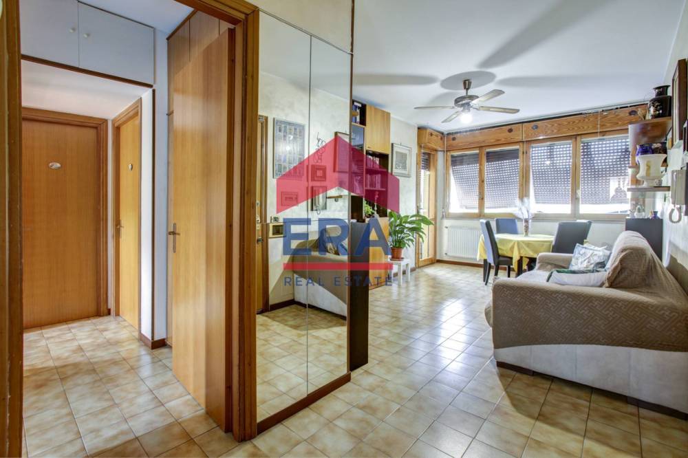 appartamento in vendita a Roma in zona Spinaceto