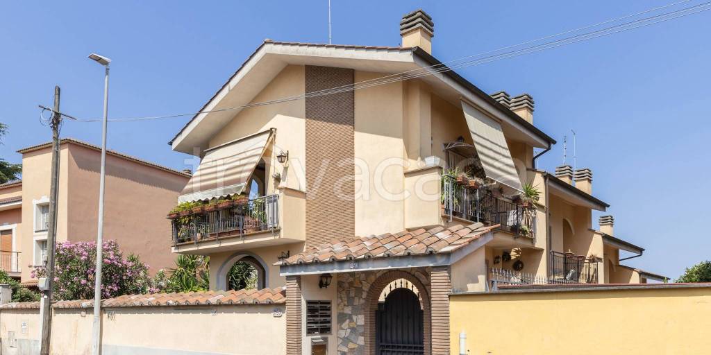 appartamento in vendita a Roma in zona Montespaccato