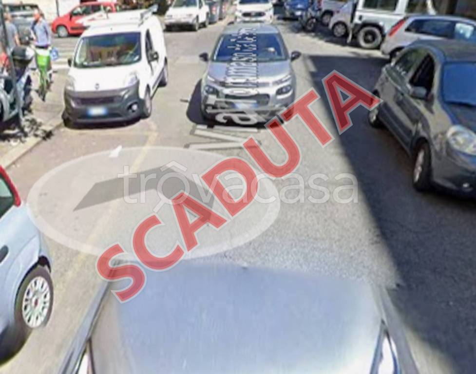 appartamento in vendita a Roma in zona Appio Latino