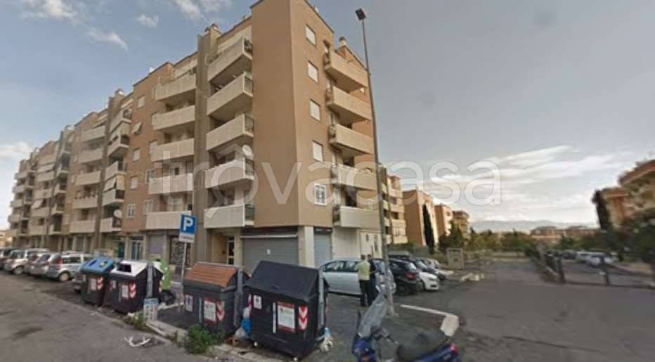 appartamento in vendita a Roma in zona Ponte di Nona