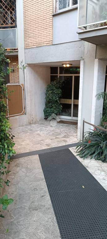 appartamento in vendita a Roma in zona Gianicolense