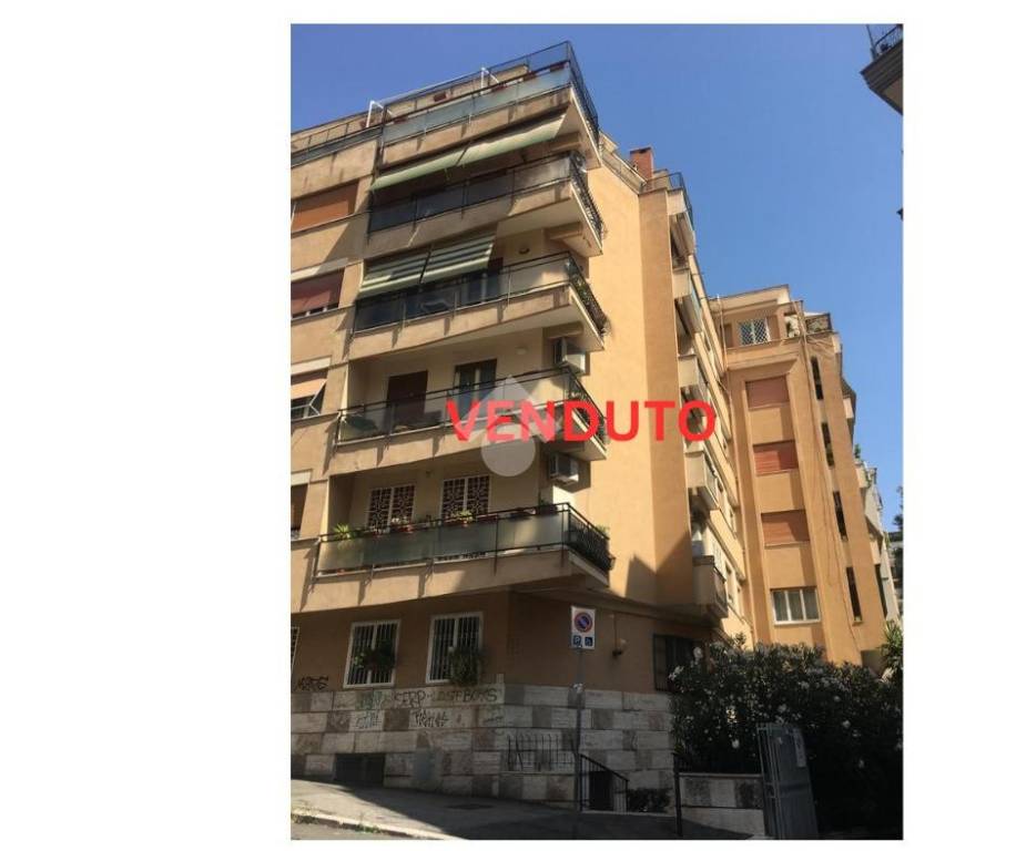 appartamento in vendita a Roma in zona Gianicolense