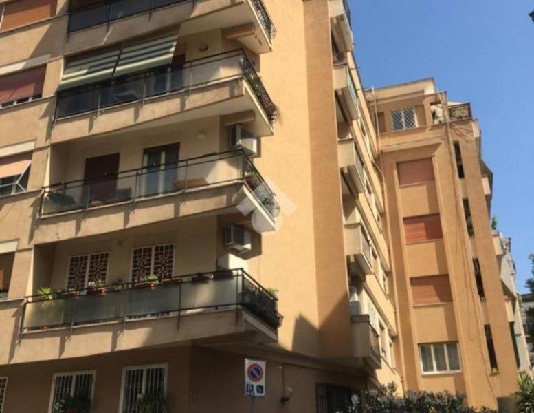 appartamento in vendita a Roma in zona Gianicolense