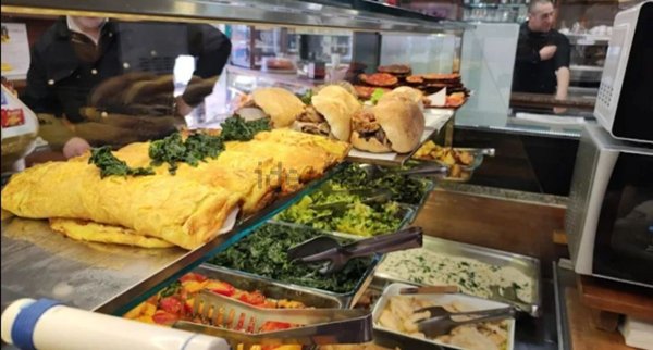 negozio in vendita a Roma in zona Rione Prati