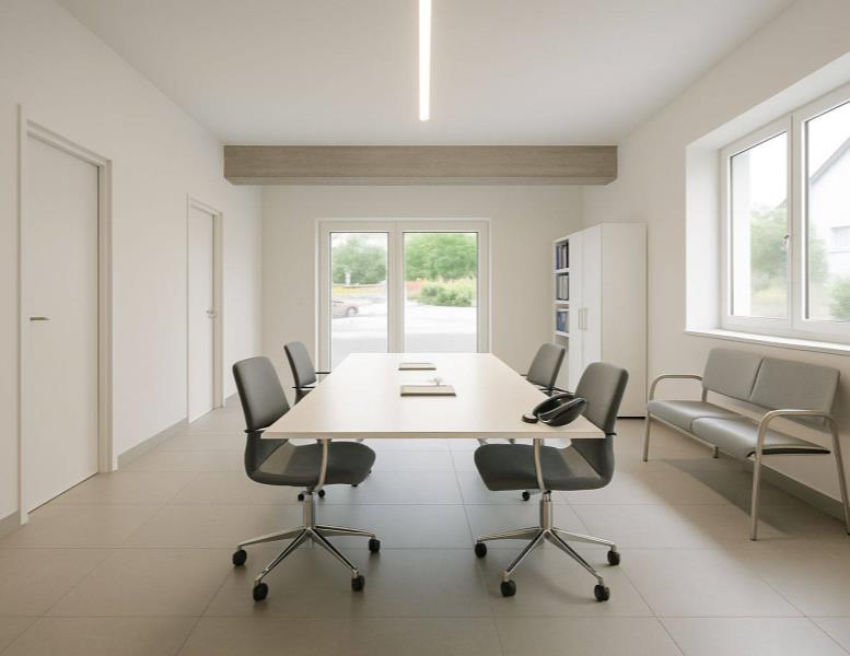 locale commerciale in vendita a Roma in zona Infernetto